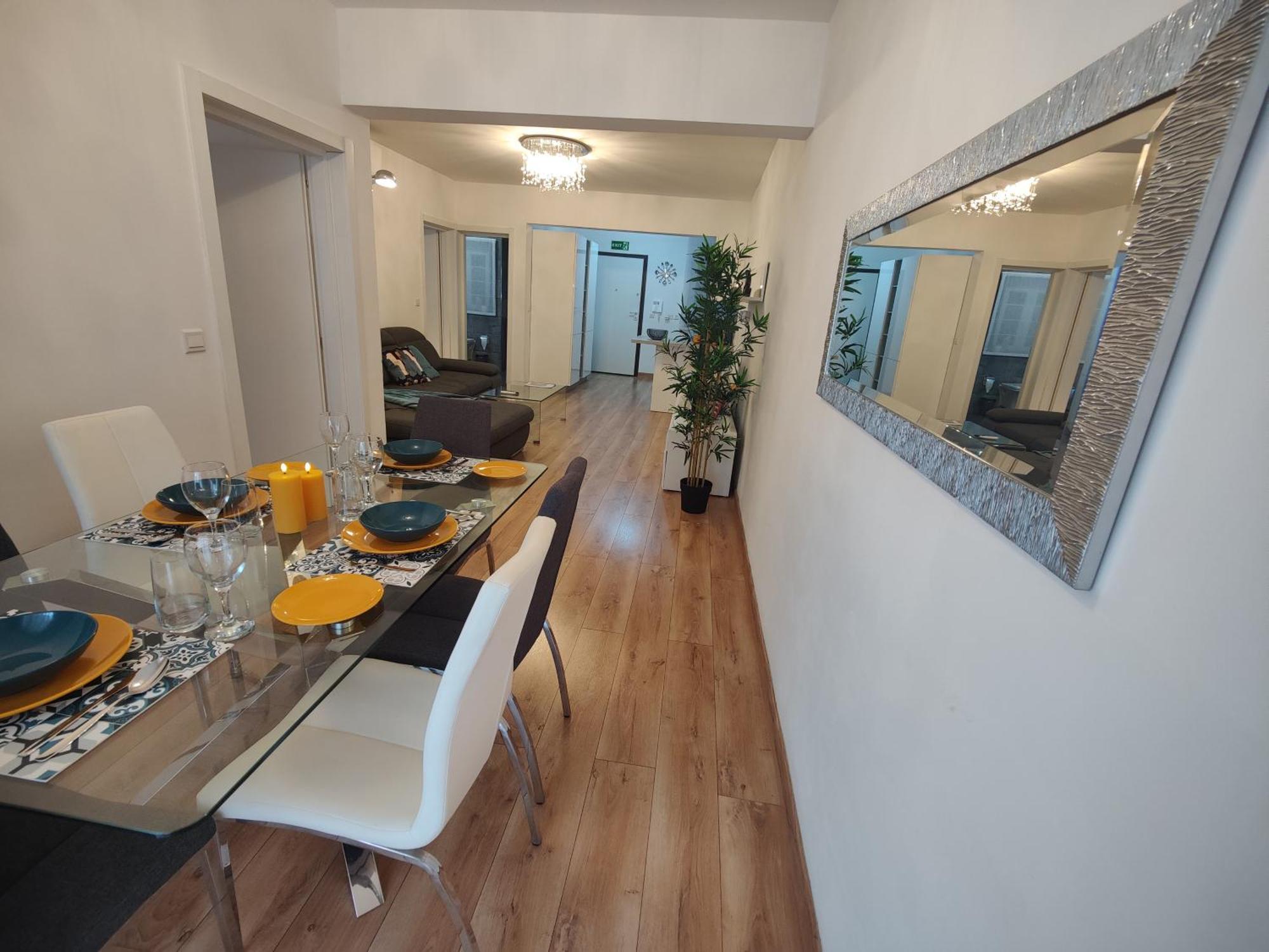 Central Modern Sliema 2 Bedroom Apartment Bagian luar foto
