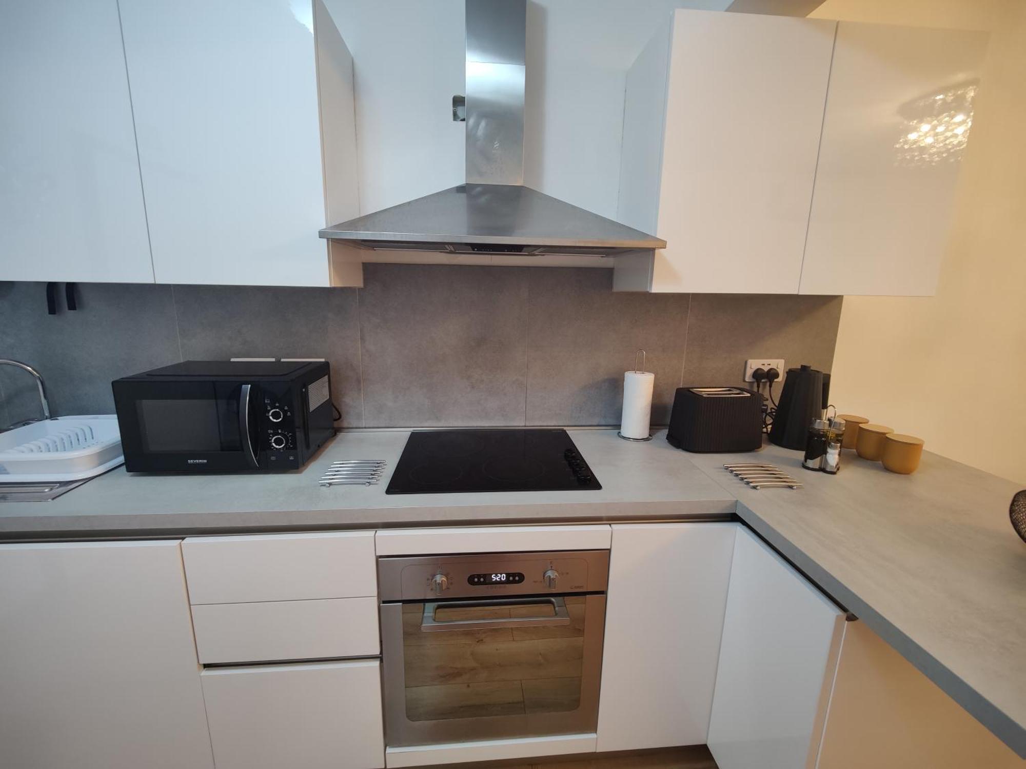Central Modern Sliema 2 Bedroom Apartment Bagian luar foto