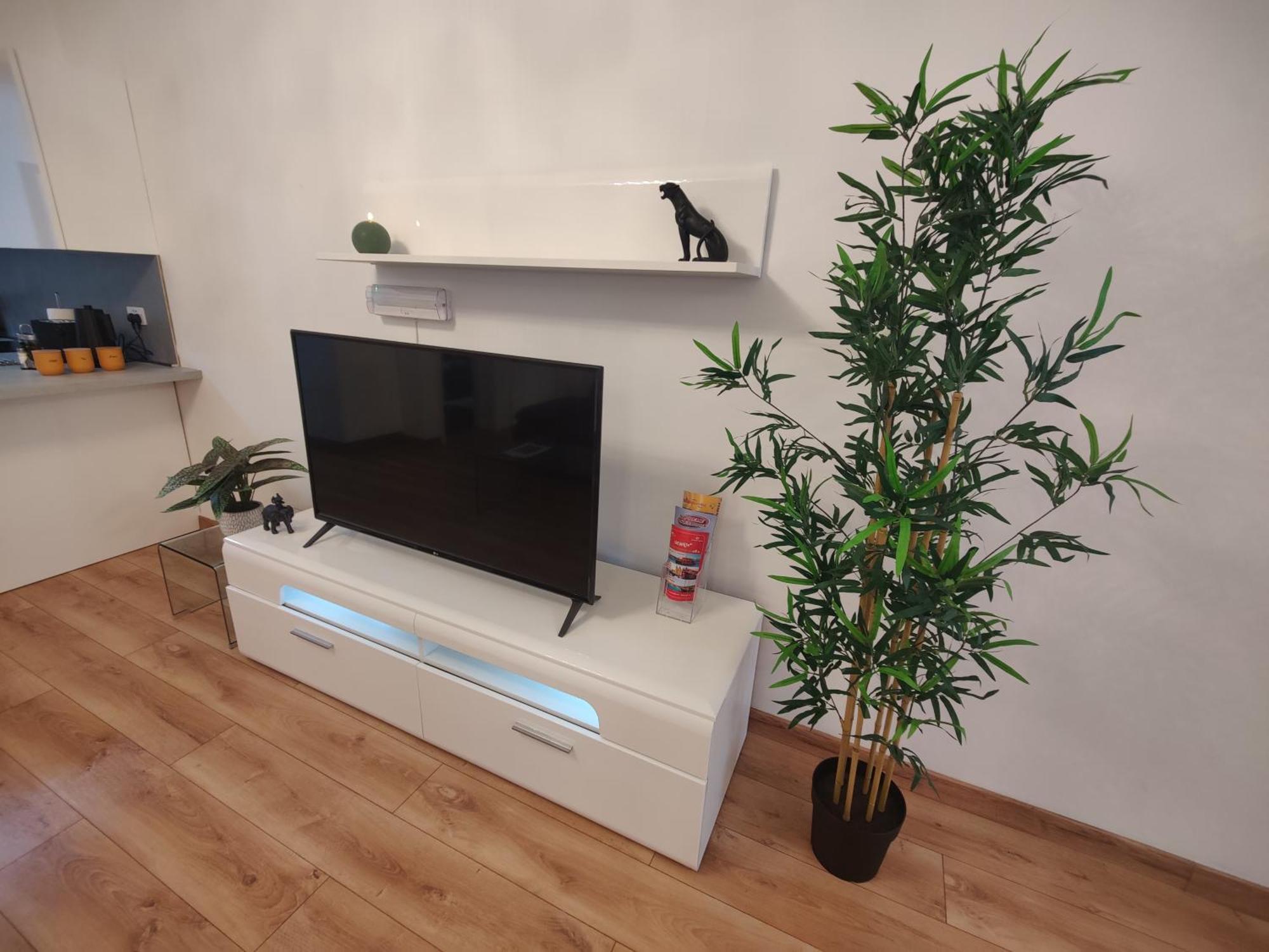 Central Modern Sliema 2 Bedroom Apartment Bagian luar foto