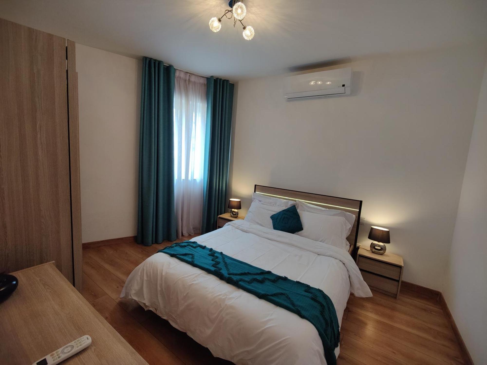 Central Modern Sliema 2 Bedroom Apartment Bagian luar foto