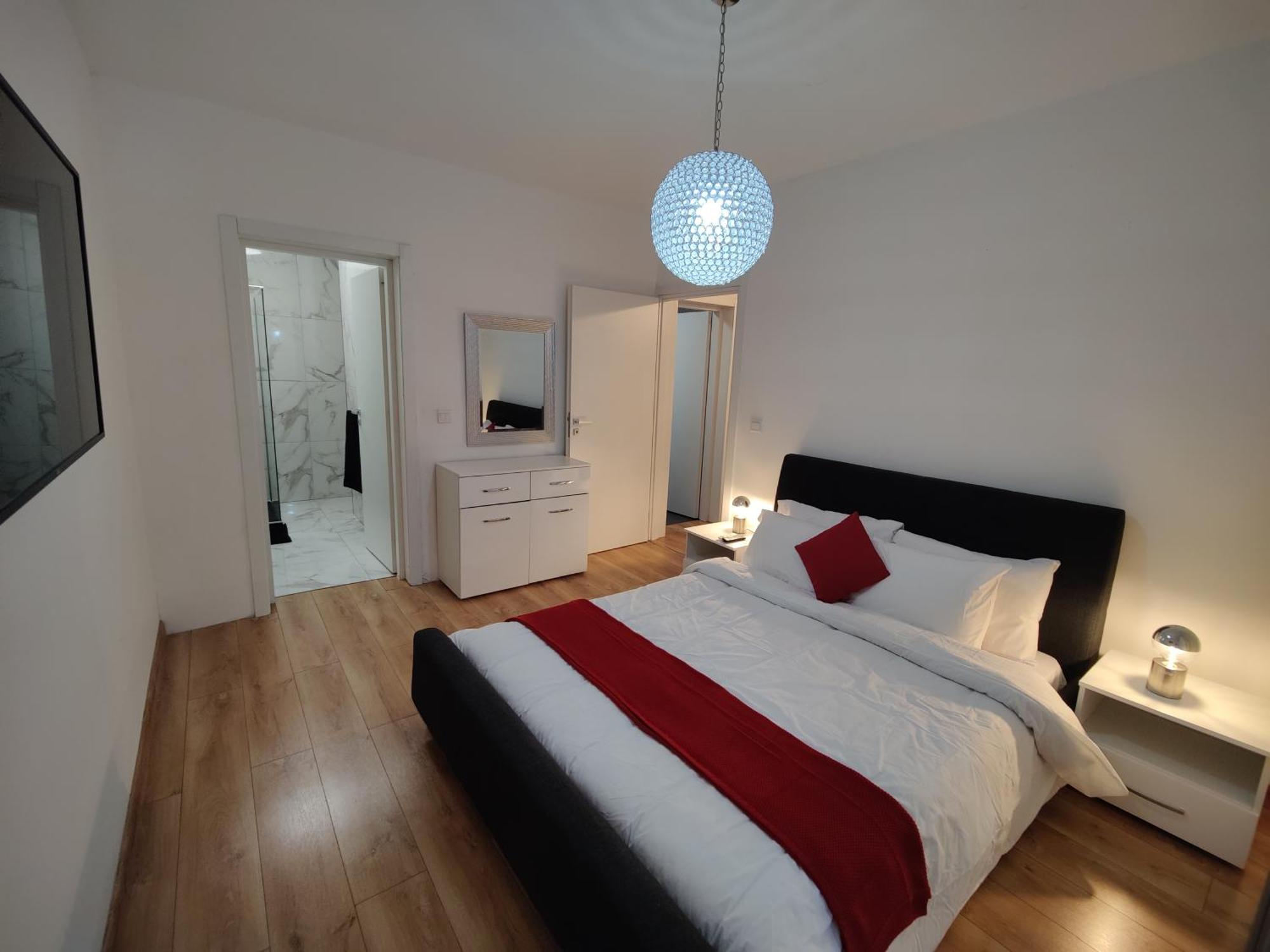 Central Modern Sliema 2 Bedroom Apartment Bagian luar foto